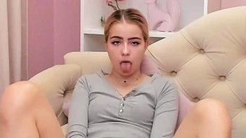 Dressed on couch: Amateur, Eporner  Cam Porn