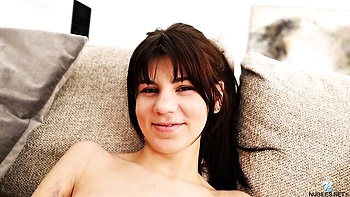 Gorgeous close-up masturbation with a long-legged brunette Lola Willow