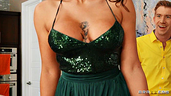 A Wild & Crazy Stuffing Party