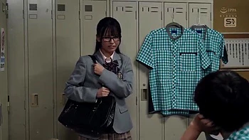 GBUXIEZHIRCVILQUXR44SONE958