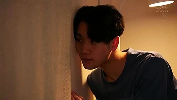 009-wguuhy-ouhsgy-poo-juq