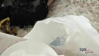 Pleasing Skylar's missionary sex