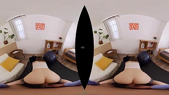 Big Butt Goddess Goes on Diet via Passionate Piston Sex