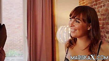 Gorgeous Angelique And Mariskaxs Milf Clip