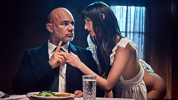 Flexible and young hottie Lana Smalls penetrated by long boner