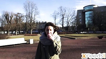 X Feeds featuring beauty's blowjob action