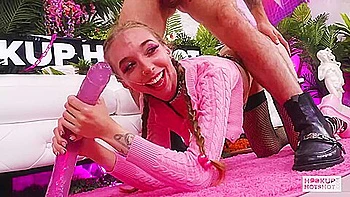 Modest And Breezy Bris Bj Action