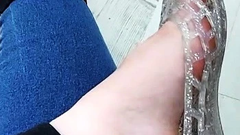 Amateur porn Gives Us Some Foot Fetish Aurora