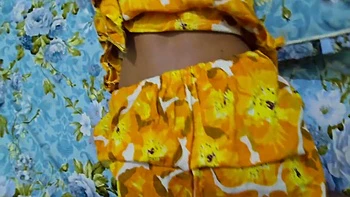 Pakistani Beautiful Aunty Invite Hot Boy Big Ass Big Boobs