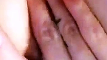 Amateur brunette ariana marie solo toying