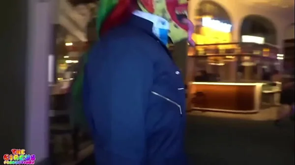 Michael Myers fucks Ebony Mystique on the Las Vegas Strip