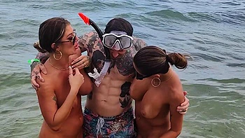 Bedroom fun with busty milf Lolly Dames and a thrilling vibrator surprise