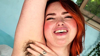 NAUGHTYNATURALS    Hairy Bushes   Pits