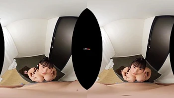 Sex-Starved Voluptuous Wife Pays Me a Booty Call