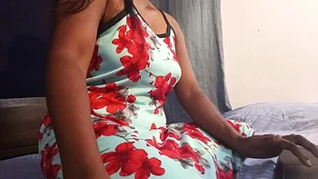 Sri Lankan MILF Horny After Watching Sex Video - Anal & Outdoor Fuck with Step Mom