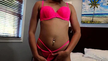Cute blonde amateur webcam teen masturbating