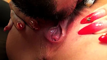 Amateur close up blowjob and facial