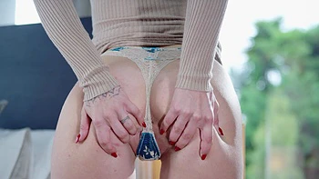 The first sex of Clara Mia and her new boyfriend, full of passion.