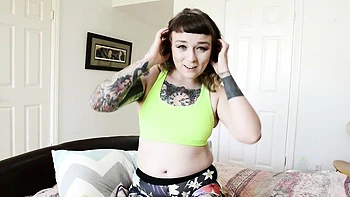 Comely Felicia Fisher and Felicia's armpit hair dirt