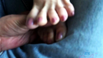 European amateur ass fingered in a cab after riding his cock