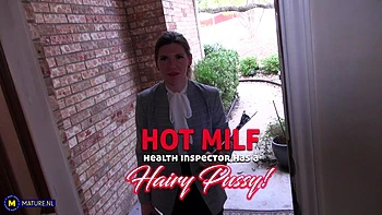 Hot American Milf Loves To Pleasure Her Hairy Mature Pussy