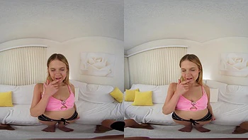 Coco Loves To Fuck In Pretzel