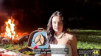 Featuring Steve Qs Brunette Clip