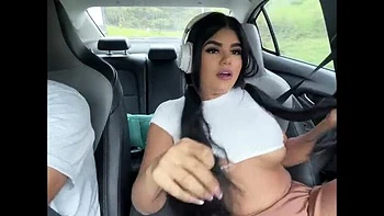 Amateur Latina with Big Booty Fucks Stranger Outside - Creampie & Squirting Orgasm