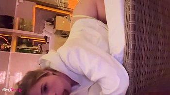 Nego Misterioso, Loira Gostosa And Aline Novak In Foge Da Escola Para Chupar 2 Amigos