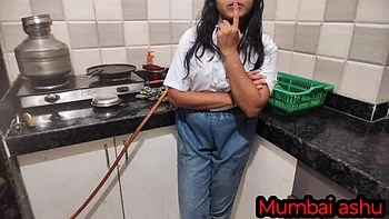 Desi college girl fucks boyfriend in kitchen with blowjob and creampie - Mumbai Ashu homemade sex