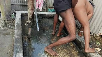 Indian Bhabhi Peeing During Sex - Big Ass Anal Fuck with Devar