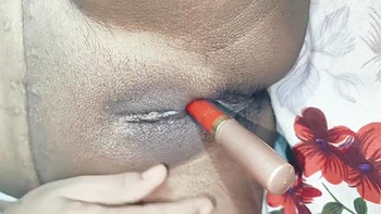 J'avale toute la semence dans ma bouche en POV