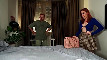 One Bedroom With girlfriend Turns Into Hard Fuck Night