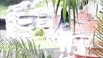 Jamie Tyler tatuada chupando y meando en la concha