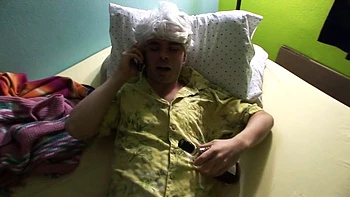 Le gros cul de Valerie baisé en levrette, cowgirl et missionnaire