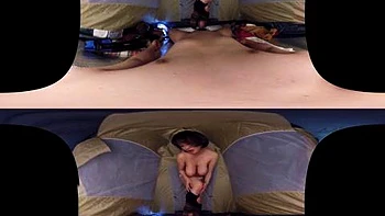 Bimbo en VR suce et chevauche en cowgirl