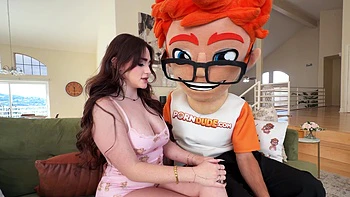 Lilibet Saunders rubia follada y bañada en mi polla