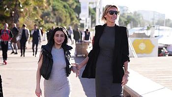 Big-Tit Amateur MILFs Anouk & Didi Threesome in Lingerie