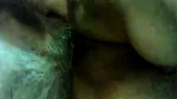 Femme de ménage asiatique suce gros sexe amateur POV