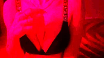 Tattooed Blonde Babe Demonstrates Blowjob Skills