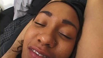 Толстушки-шлюхи с улицы: минет и собачка на улице