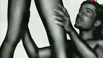 Babe sozinha se masturba