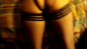 Slagdown: Milf amateur chupando gran polla negra