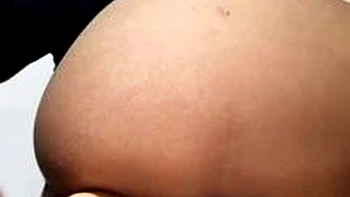 Big Tits BBW Babe Shows Off Ass on Webcam