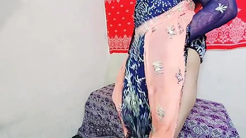 Babe muçulmana de hijab fodendo anal