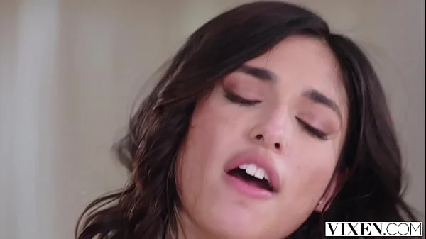 VIXEN Insatiable hottie Reina seduces her husband