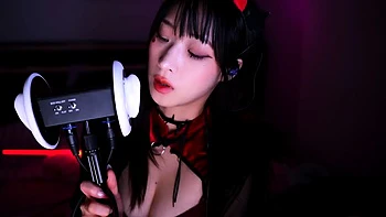 Big Tits Brunette Milf Cumshot ASMR