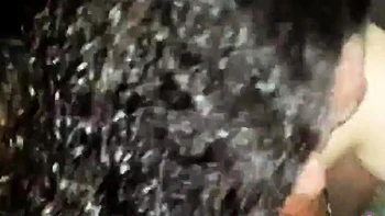 Heiße ägyptische MILF gibt POV-Blowjob