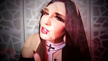 Milf brune se masturbe solo avec gros seins