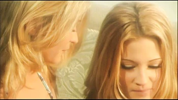 Jessica Drake y Monique Alexander corridas en la cara